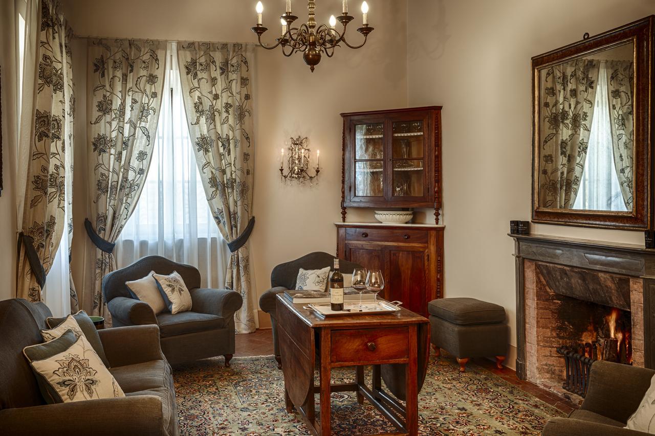 Le Suites Di Castello Di Ama Gaiole in Chianti Eksteriør billede